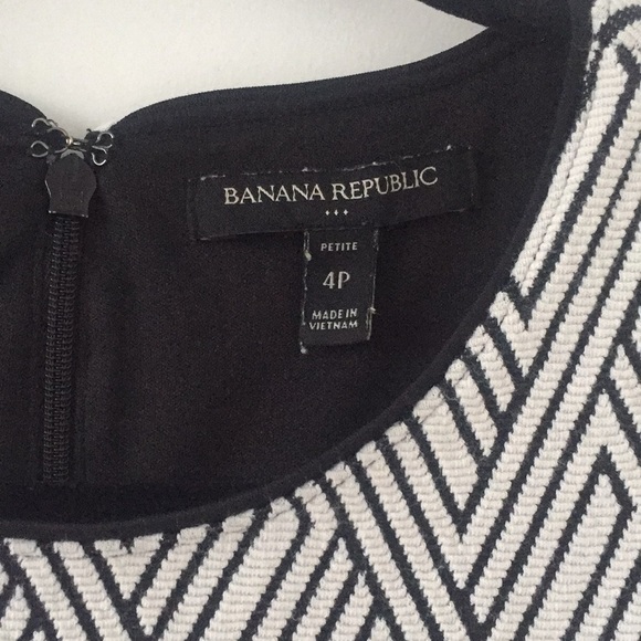 Banana Republic fit and flare dress - Picture 2 of 3